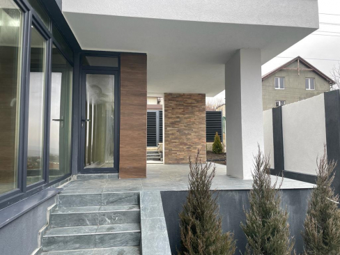 ХАЙ-ТЕХ ДОМ_1