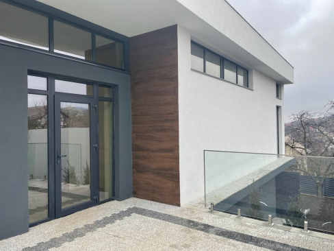 ХАЙ-ТЕХ ДОМ_0