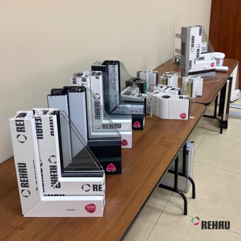 REHAU EURO DESIGN 70_5