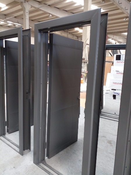 STEEL DOORS_4